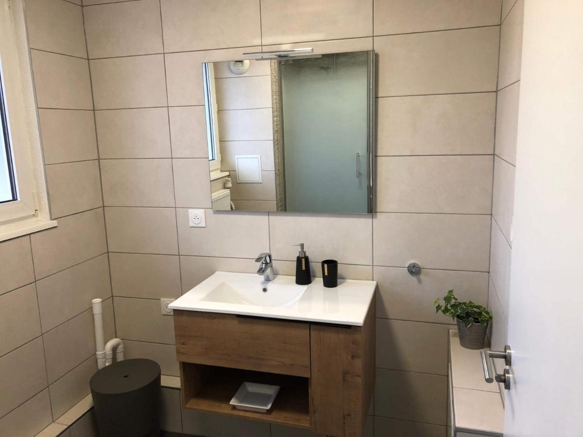 Au Pied Des Vosges Apartment Obernai Bagian luar foto
